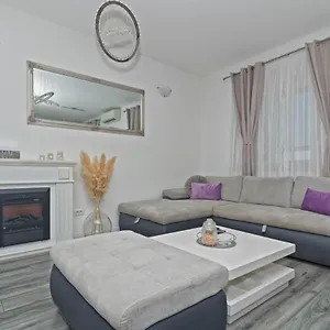  Apartamento Anachi
